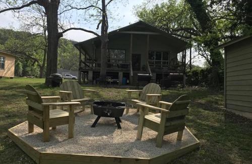 New Braunfels House | RR 9084TS Texas Star