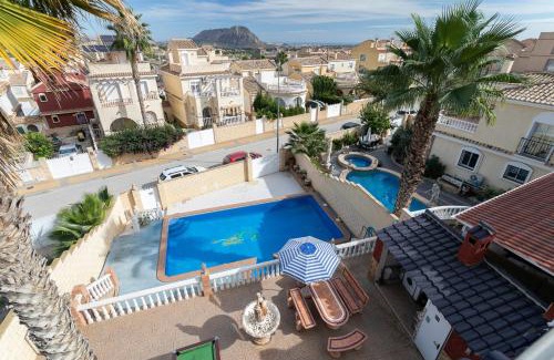 Monforte del Cid House | Rr Villa