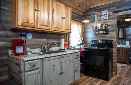 Medina House | RRR Cabin on the Medina