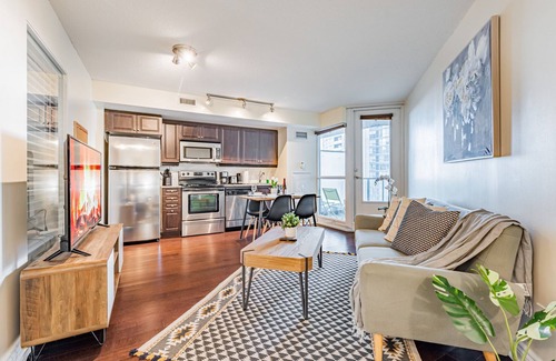 Fort York Hotel | RS Boutique Suites - Fort York