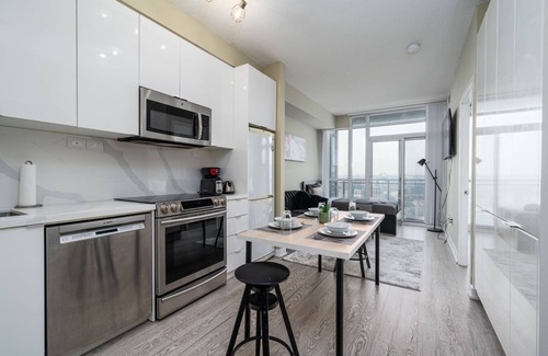 Fort York Hotel | RS Boutique Suites - Fort York