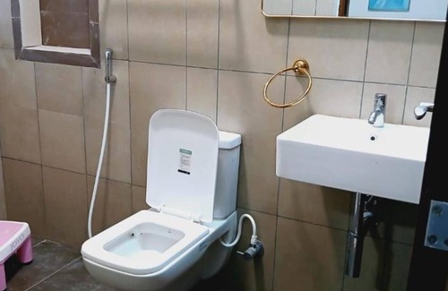 Courtallam Hotel | RS Honey Stay