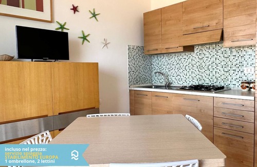 Marcelli Apartment | RS321 - Marcelli, three-room apartment facing the sea with beach included