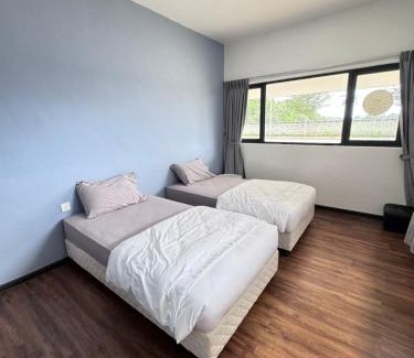 Sematan House | RTS - L7 L8 ROXY Townhouse Sematan