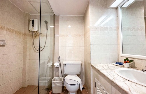 Trang Hotel | Rua Rasada Express
