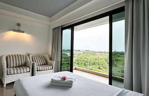 Trang Hotel | Rua Rasada Express