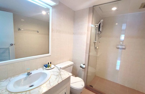 Trang Hotel | Rua Rasada Express