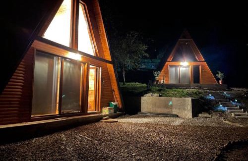 Secaria Ski Chalet | Rubicon Cabins