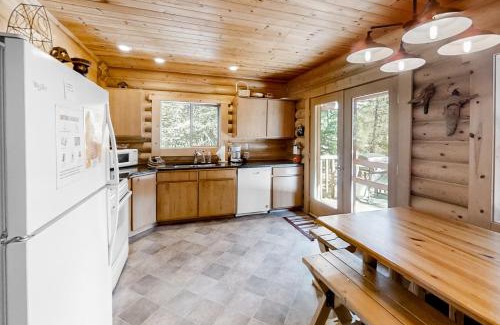 Enterprise House | Ruby Peak Haven