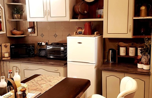 Bayswater Ski Chalet | RubyRed Selfcatering Cottage