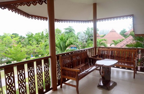 Tha Khoei Hotel | Ruen Sam Ran Resort
