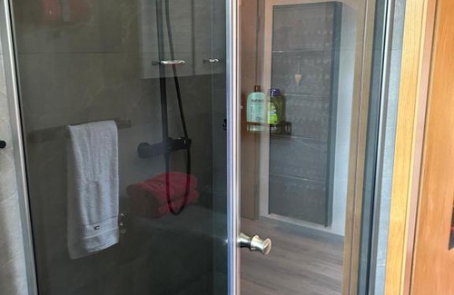 Hilbersdorf Apartment | Ruhige Wohnung im Fabrikstil in Chemnitz