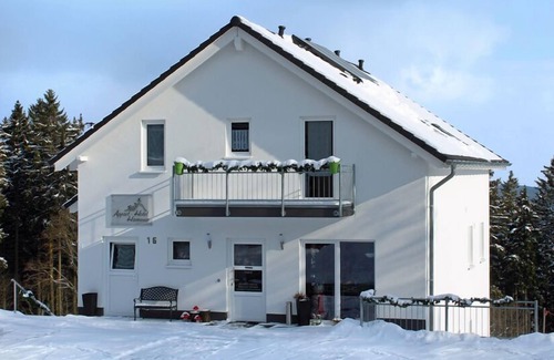 Winterberg Apartment | Ruhiges, gemütliches Appartement in Winterberg (30qm)
