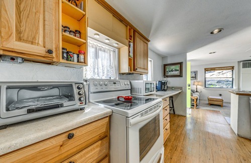 Ruidoso Cabin | Ruidoso Cabin w/Decks ~ 1 Mi to Downtown!
