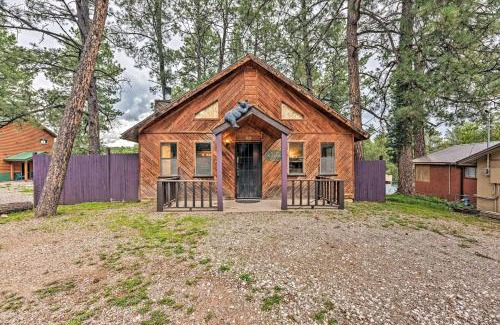 Ruidoso House | Ruidoso Cabin with Deck and Grill - Walk to Town!
