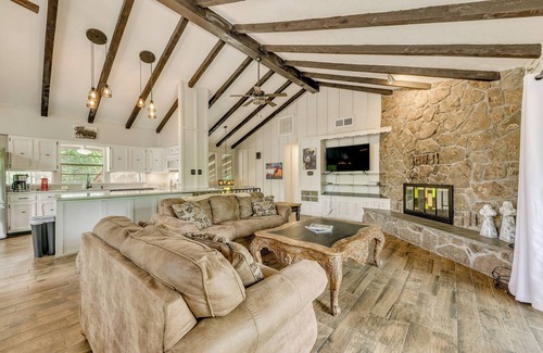 Ruidoso House | Ruidoso Vacation Rental w/Spacious Deck