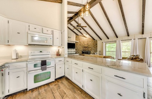 Ruidoso House | Ruidoso Vacation Rental w/Spacious Deck