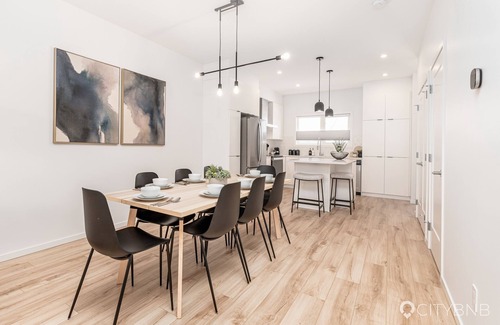 Leduc County House | RUISSEAU - Sleeps 8 - 3.5 baths