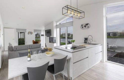 Wemeldinge House | Ruisweg 28 by Interhome