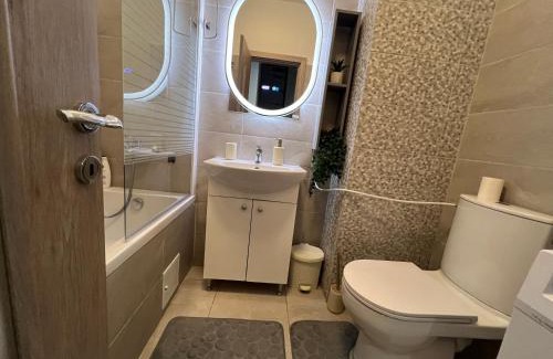 Chiajna Apartment | RULU Studio Militari Residence Ballroom