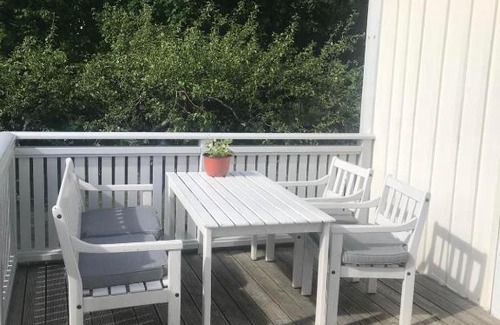 Holmsjo House | Rum på hästgård