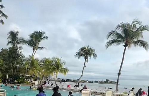 Si Rusa Apartment | Rumah Berangin at The Regency Beach Resort Port Dickson Sea View