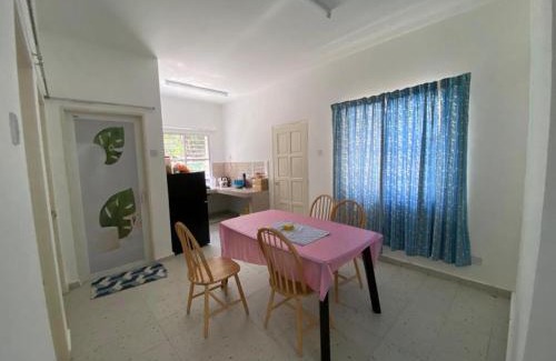 Hulu Selangor House | Rumah Bukit Jalan Kolam Air