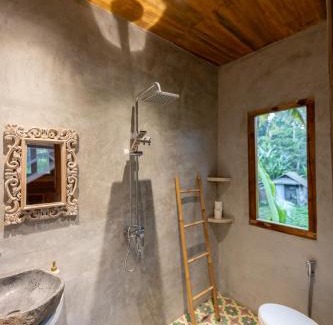 Melayang Cabin | Rumah Guci