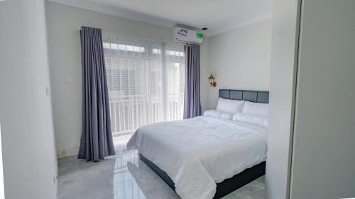 Taman Griya House | Rumah Jimbaran Kuta 3 bedroom 9 pax SukaBali 1