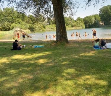 Ewijk House | Rumah Senang Wellness met hottub en tuin