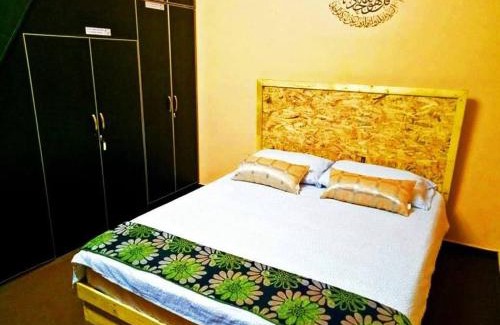 Sungai Baru Tengah House | RUMAH TAMU HANA MELAKA with Private Pool Bbq Picnic Set Near Beach