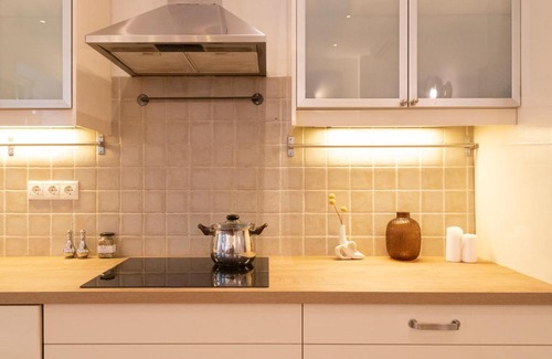 Csarnok negyed Apartment | rumaroma by STN