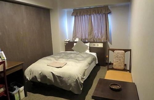 Hyuga Hotel | Rumieru Hyuga