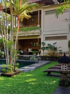 Lodtunduh House | RUNA Artisan's Villa