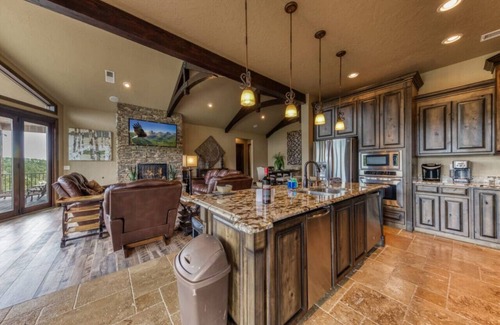 Ruidoso House | Running Wild-Huge Decks/Mtn Views/5 Acres/Hot Tub