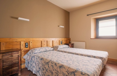 Porqueres Cottage | Rural apartment Mas Rovira for 4 people