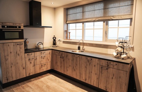 Wolphaartsdijk Apartment | Rural apartment in quiet location