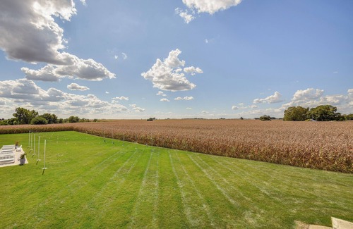 Biggsville Cottage | Rural Biggsville Vacation Rental w/Porch