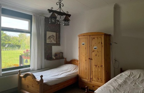 't Rooth House | Rural Holiday Home in Cadier and Keer with Garden