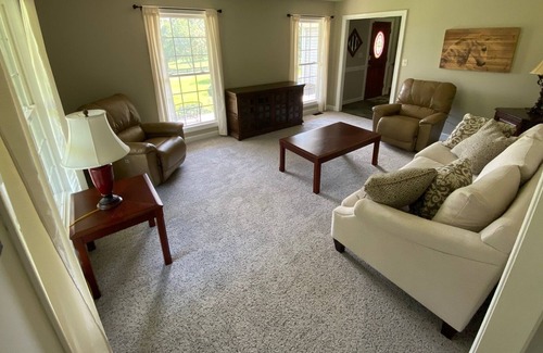 Round Hill House | Rural home