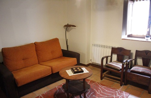 Argote Cottage | Rural house (full rental) Villages of Treviño for 17 people