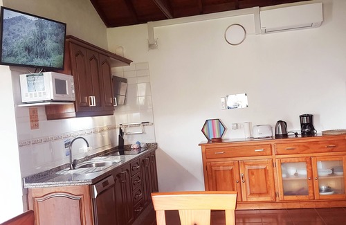 Alojera Villa | Rural House Tía Rita La Gomera
