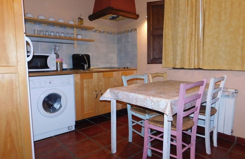 Hoyos del Espino House | rural house with mountain views 2
