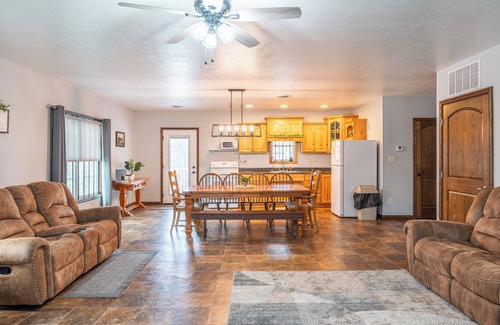 Elizaville Cabin | Rural, peaceful, sleeps 10