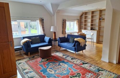 Dorking House | Rural Retreat near Dorking