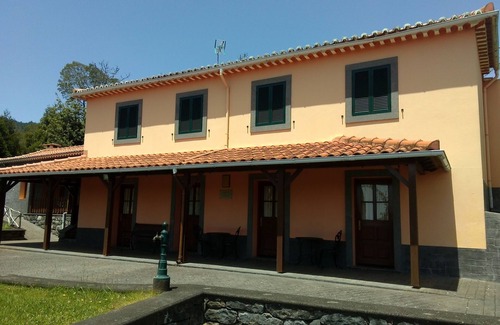 Santo da Serra Cottage | Rural Tourism House - Quinta do Lagar - Free Wifi