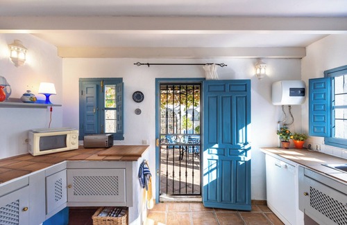 Moclinejo House | "Rural Village with Amazing Views Cottage" with Mountain Views, Private Pool, A/C & Wi-Fi