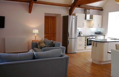 Castle Douglas Cottage | Rusko Stables - an apartment that sleeps 6 guests in 3 bedrooms