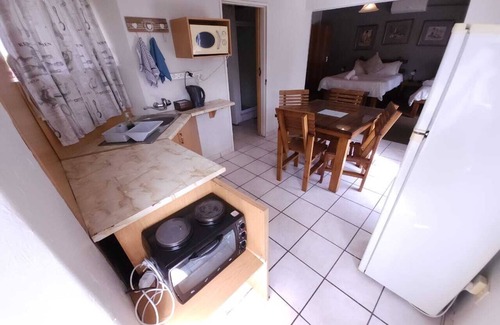 Universitas House | Rusplek Guesthouse and Conference Centre