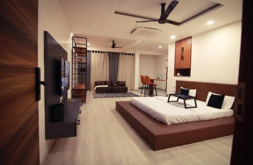 Mahipalpur Apartment | Russet House